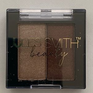 Luna Liner And Jules Smith Beauty Shadow